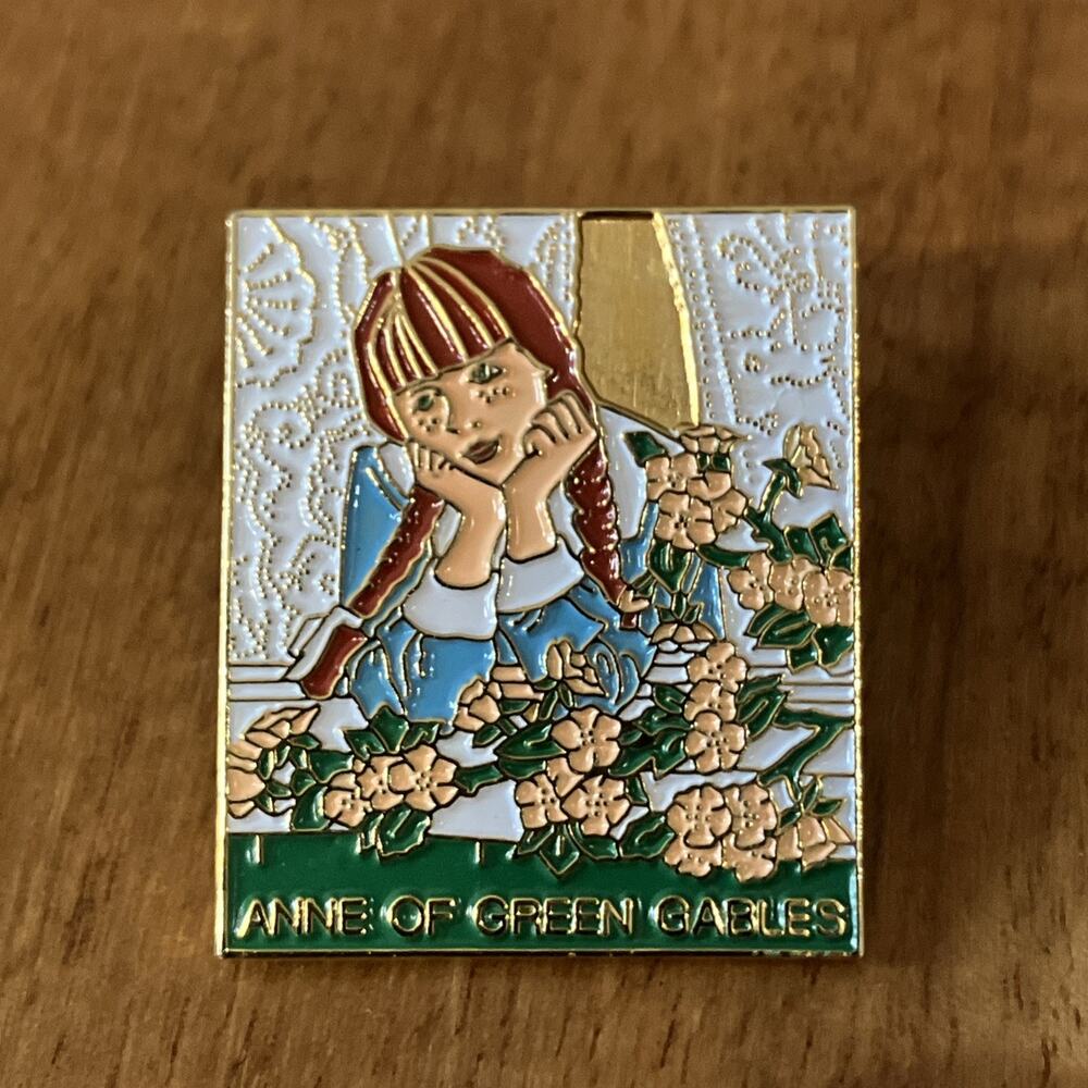 Anne of Green Gables Farmhouse Prince Edward Island Canada Literary Souvenir Pin
